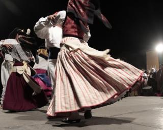 Festival Internacional de Folclore da Costa Nova com grupos nacionais, do Brasil e de espanha.