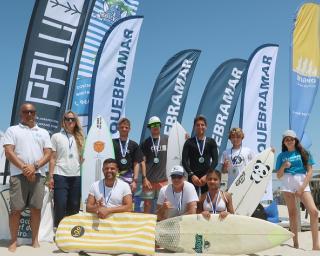 Filipe Cruz (surf) e André Rodrigues (bodyboard) em destaque no 'Circuito QUEBRAMAR'.