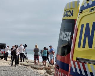 Última hora: Jovem de 14 anos desaparecido no mar da Vagueira. Outro jovem, com a mesma idade, resgatado do mar com vida.