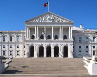 Aveiro: Há 16 lugares para Deputados no Círculo Distrital.