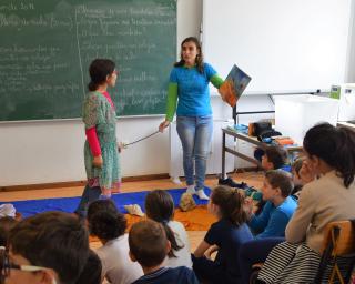 Obras das 'metas curriculares de Português' são encenadas nas escolas de Albergaria-a-Velha.