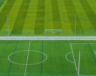 Aveiro: Ribau Esteves inaugura campo de futebol de 7 do Eixense.