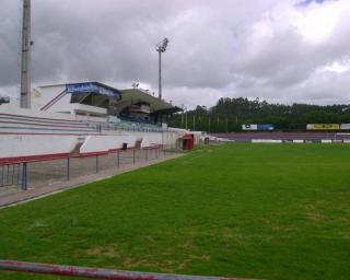 Beira-Mar desafia líder em Torres Vedras.