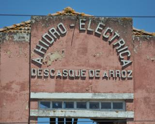 Visitas encenadas à antiga fábrica do descasque do arroz arrancam este fim de semana.