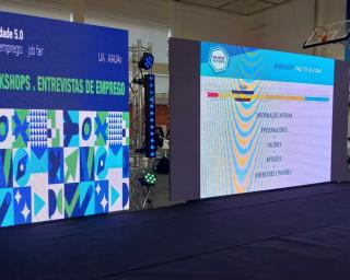 Aveiro: Queremos contribuir para o desenvolvimento integral dos estudantes - Vice Reitora sobre feira de emprego.