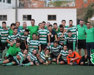 Futebol: Fermentelos vence troféu Rui Carvalho.
