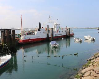 Ferryboat avariou. Volta 'ao activo' a 14 de Novembro.