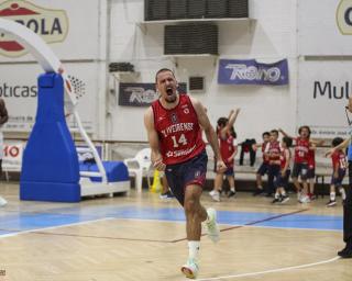 Basquetebol: Oliveirense ganha vantagem sobre a Ovarense.