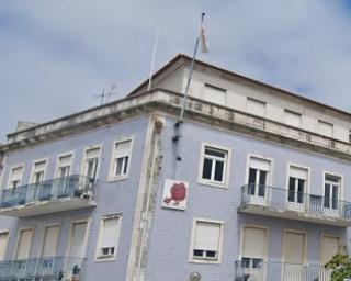 Sede dos Galitos acolhe apresentação do livro “Café Trianon – Trilhos: História(s) da História”.