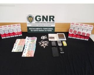 GNR da Feira deteve suspeitos de tráfico de estupefacientes.