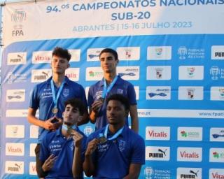 Grecas garante dois títulos de campeão nacional nas estafetas sub20.