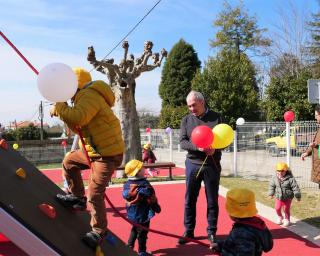 Parque Infantil do Moinho de Vento já foi inaugurado.