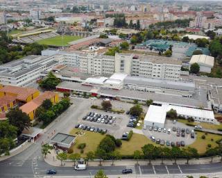 Aveiro: Estamos fartos de mentirosos. Em 40 mil milhões de euros não há 180 milhões para o nosso hospital - Ribau Esteves.