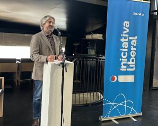il apresenta programa eleitoral