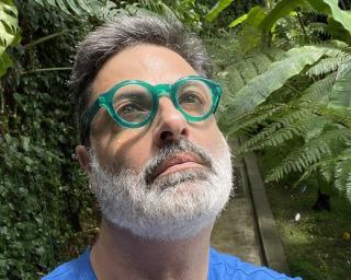 Ílhavo: Exposição “Vários Caminhos” na Biblioteca Municipal. Autor Sérgio Condeço em conversa na Biblioteca.