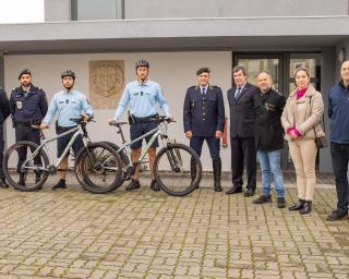 Ílhavo: Junta de Freguesia entrega duas bicicletas para apoio ao patrulhamento da GNR.