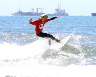 Surf de competição retomou provas na Praia da Barra.
