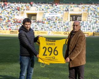 Beira-Mar: Soares homenageado como um das figuras históricas do clube.