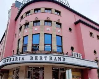 escritora aveirense Margarida Calafate Ribeiro apresenta a obra “Europa Transfigurada”.