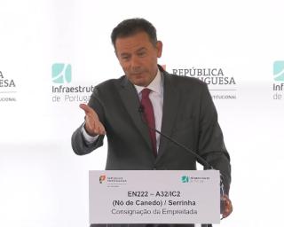 primeiro ministro na assinatura do auto de consignação da nova variante em castelo de paiva