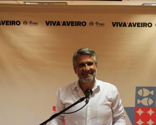 A coligação que está no poder privilegia a obra. Viva Aveiro tem claramente como predomínio as pessoas e os Aveirenses” - Manuel Sousa..