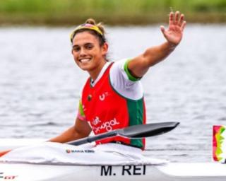 maria rei ganha medalha de ouro na canoagem