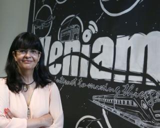 Empreendedora influente fala aos jovens no Parque da Ciência.