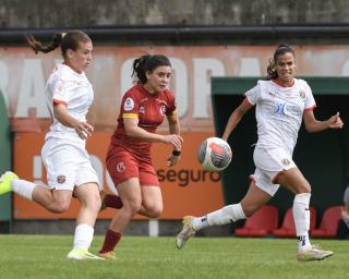 Futebol: Clube de Albergaria vence na Madeira em jogo da Liga Feminina.