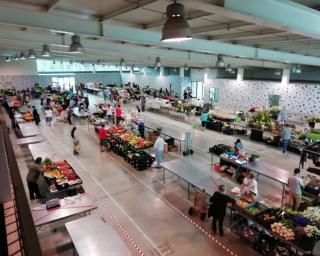 Mercados abertos na véspera de Natal e no último dia do ano. 