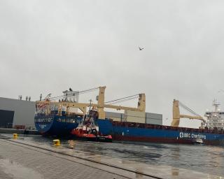 Cais privativo do Porto de Aveiro recebeu primeiro navio.