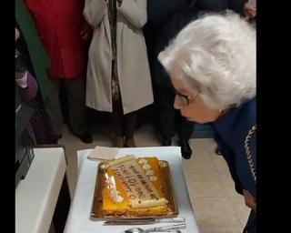 Jornal O Ilhavense celebra 101 anos. Mural retrata 101 anos de palavras.