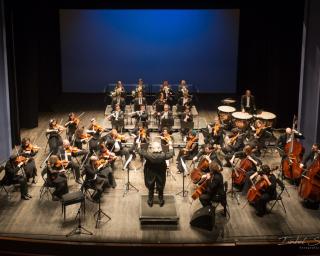 Filarmonia das Beiras e Pedro Burmester em concerto de aniversário da Filarmonia das Beiras e da UA.