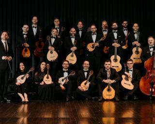 Guitarras e bandolins em concerto no cineteatro de Estarreja