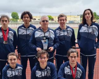 Atletismo: Os Ílhavos são vice campeões distritais sub20 no setor masculino.