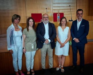 Novo diretor do ISCA admite criação de escola de negócios.