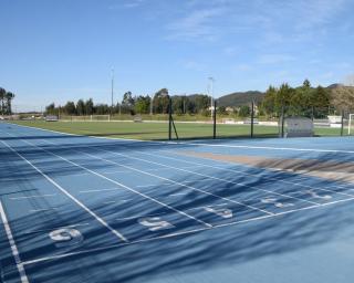 Albergaria-a-Velha: Município inaugura Pista de Atletismo de Tartan.