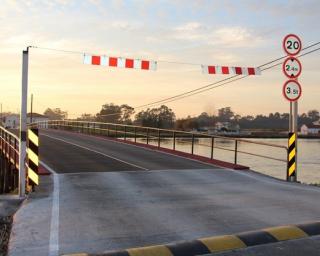 Ponte da Vista Alegre encerrada para verificação das condições de segurança.