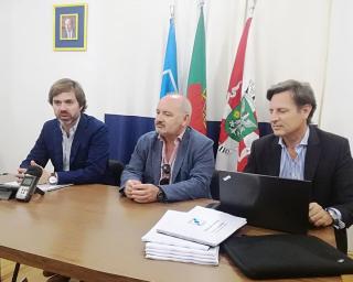 PP carrega pórtico do estádio para a próxima legislatura.