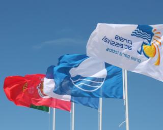 Murtosa: Autarquia hasteia bandeiras azuis.