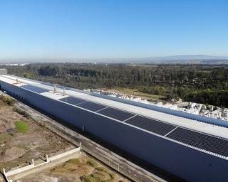 Primus Vitória instala central solar fotovoltaica na cobertura da fábrica.