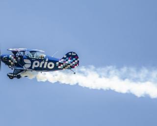 Espetáculo aéreo em destaque no segundo dia do Festival Dunas de São Jacinto.