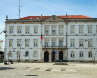 Festival à Beira-Mar instala-se na Praça Marquês de Pombal.
