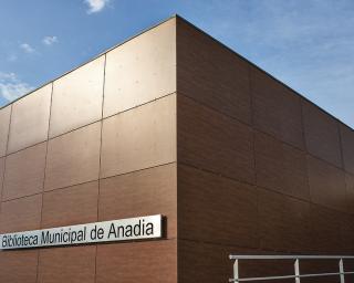  'A primavera e as suas flores: arranjos florais' na Biblioteca de Anadia.