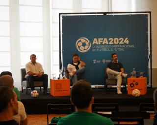 Rui Jorge no Congresso Internacional de Futebol e Futsal.