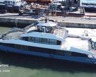 Aveiro: Ferry elétrico em dia de bota-abaixo no Seixal.