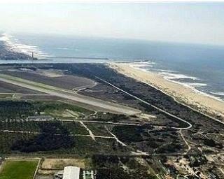 Aveiro: Câmara e Aeroclube negoceiam com exército regresso à pista de São Jacinto.