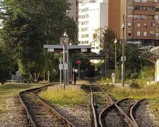 Deslizamento de terras interrompe Linha do Vouga entre Feira e São João da Madeira.