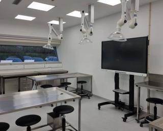 ua inaugura teatro anatomico