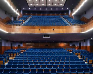 Sessão distrital do Parlamento dos Jovens para o secundário decorre no Teatro Aveirense.