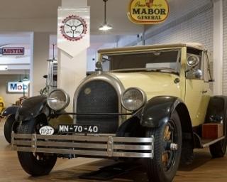 Clube Aveirense de Automóveis Antigos realiza Dia Aberto no Museu de Transportes.